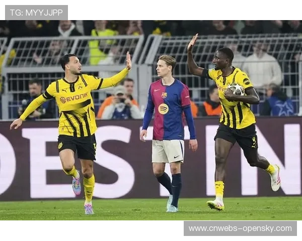 -吉拉西点球踢飞错失戴帽，掩面遗憾瞬间-